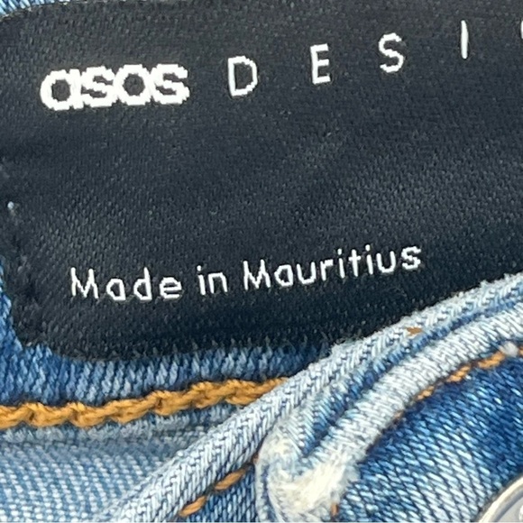 ASOS Design 30 Wide Boot Leg High Waist Denim - Picture 9 of 9